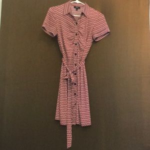 Geometric Print button down mid leg size Petite